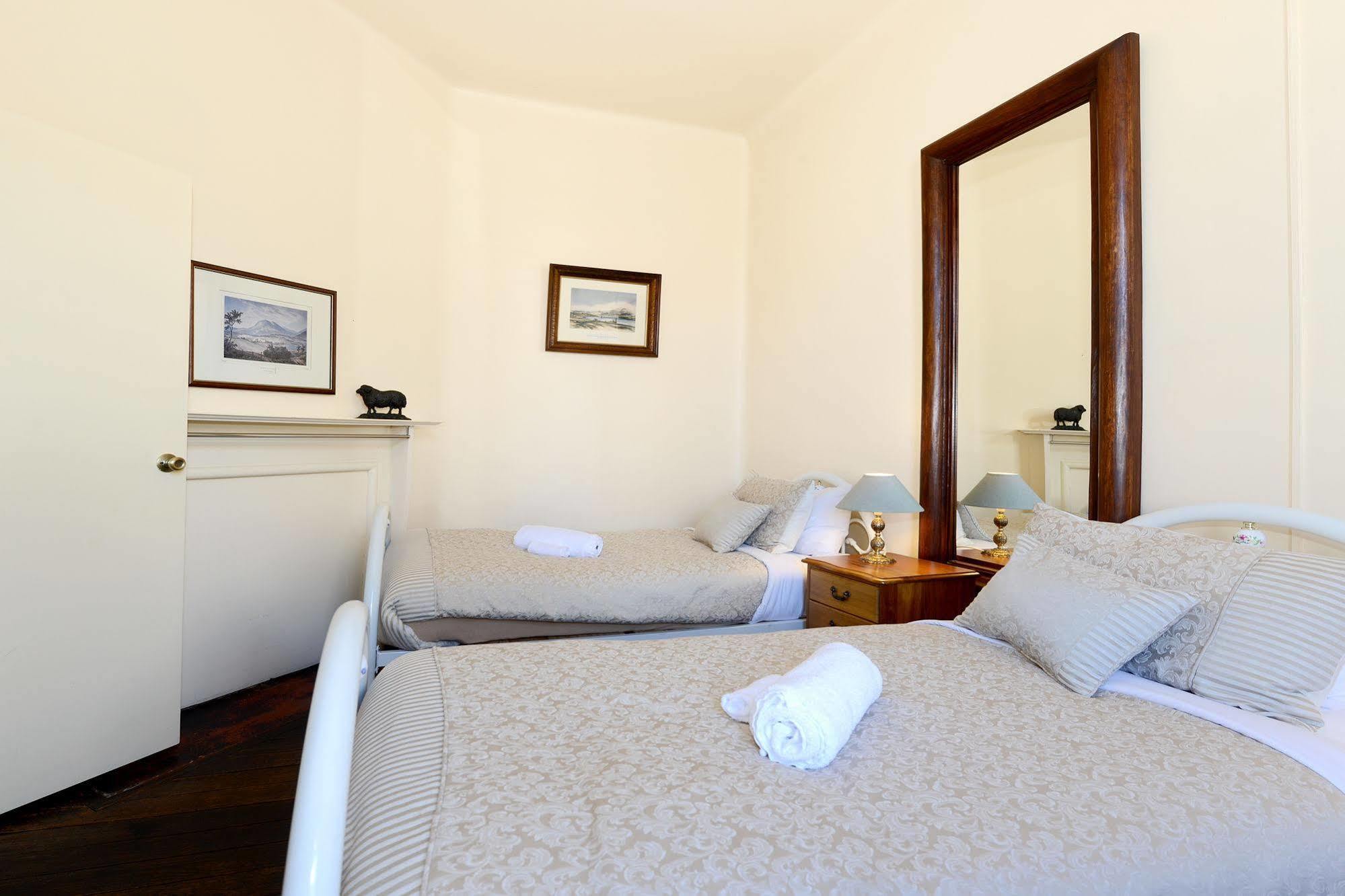 เอดินบะระ แกลอรี่ เบด&เบรคฟาสท์ Bed & Breakfast โฮบาร์ต ภายนอก รูปภาพ